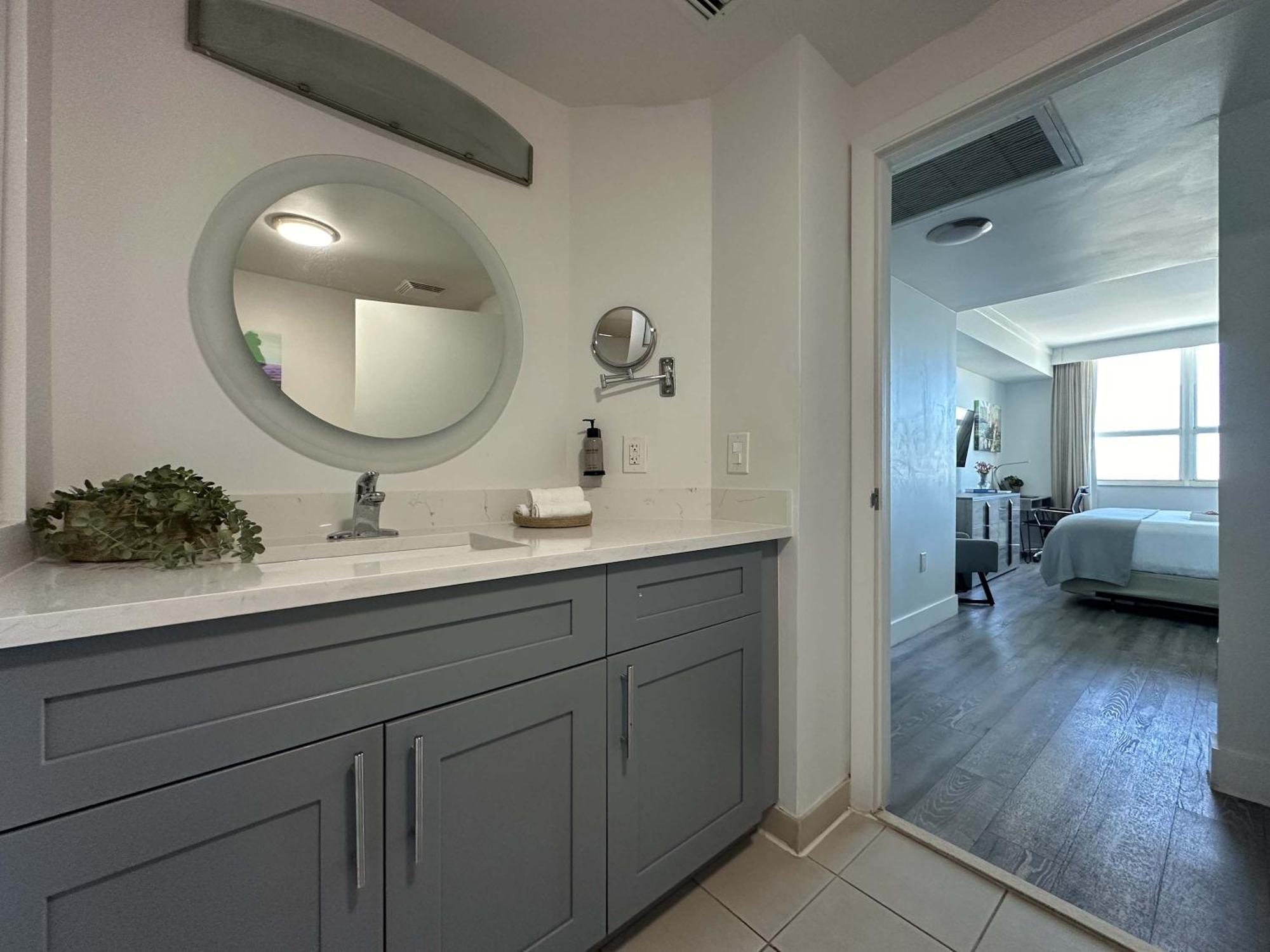 Mvr Boutique Living With Big Luxury Energy Inn *