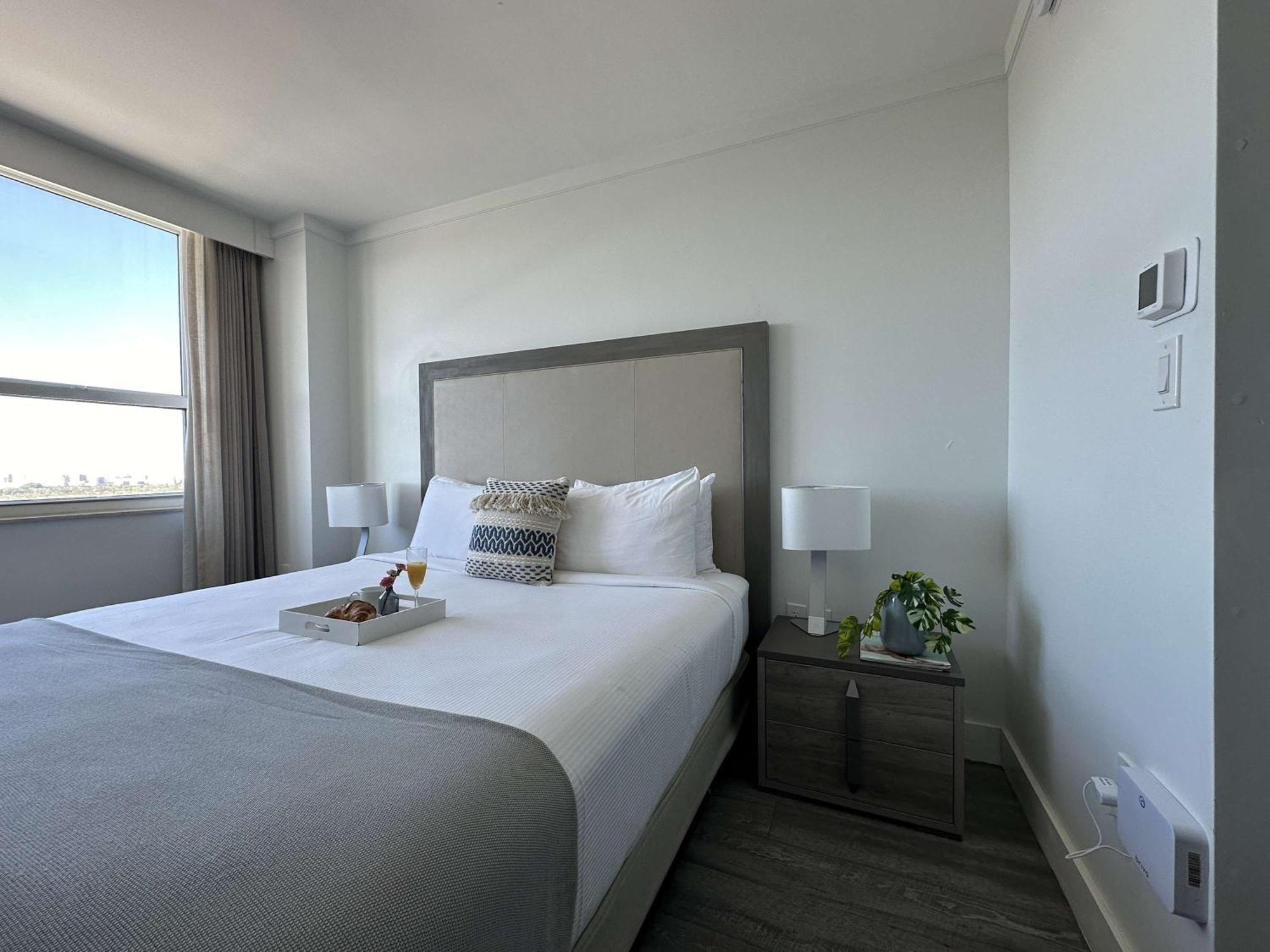 Mvr Boutique Living With Big Luxury Energy Pensão Miami